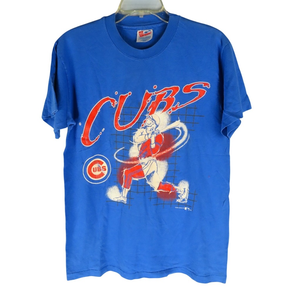 VTG 1993 Chicago Cubs Blue T-Shirt BASEBALL PLAYER SWINGING BAT Single Stitch M